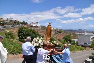 La Breña pone fin a sus fiestas con misa, procesión y verbena/Francisco Javier Santana.